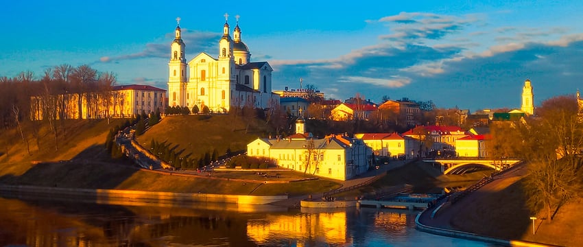 Двина уже затапливает набережную в Витебске