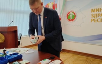 Минздрав обновил содержимое аптечек для автомобилей и предприятий