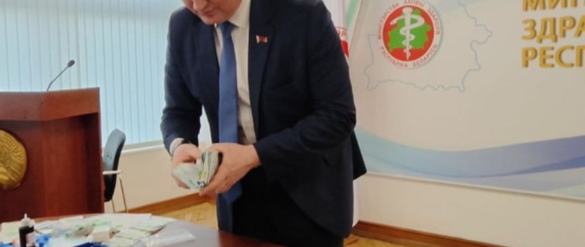Минздрав обновил содержимое аптечек для автомобилей и предприятий