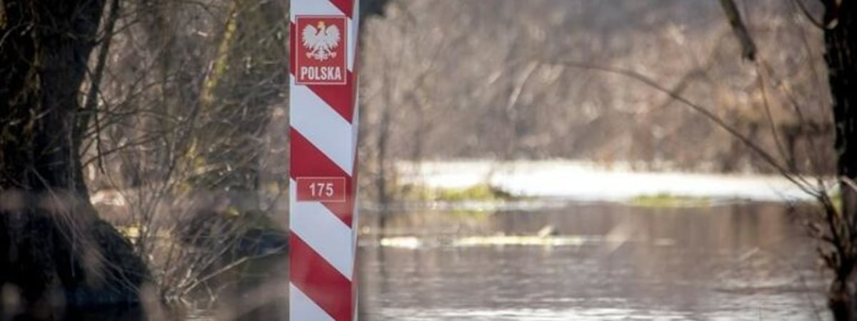 Глава МВД Польши не исключает закрытия границы с Беларусью