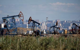 Налог на непредвиденные расходы на сырую нефть вырос до 7000 рупий за тонну.