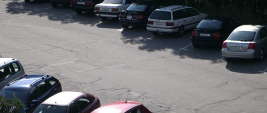 Какие вещи лучше не оставлять в салоне автомобиля в жару