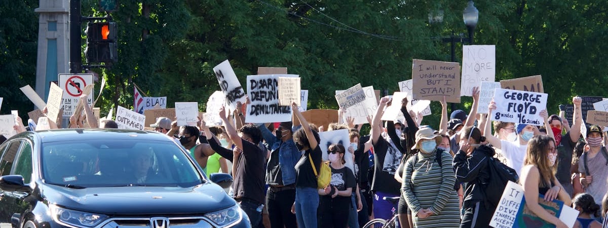 Премьер Баварии требует переговоров с талибами о высылках афганцев