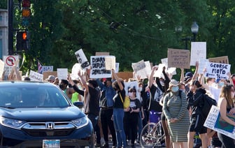 Премьер Баварии требует переговоров с талибами о высылках афганцев