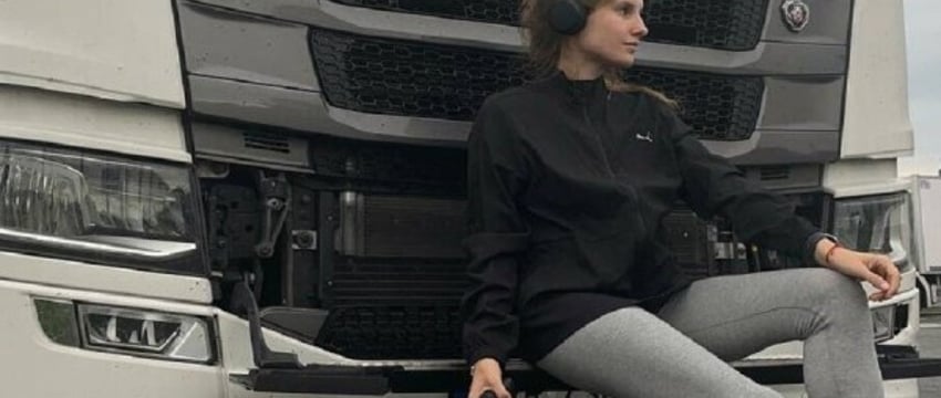 Белорусская медсестра управляет 20-тонной Scania: история молодой семьи на дальних дорогах Европы