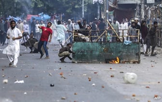Верховный суд Бангладеша сократил квоту на рабочие места, что спровоцировало смертельное насилие.