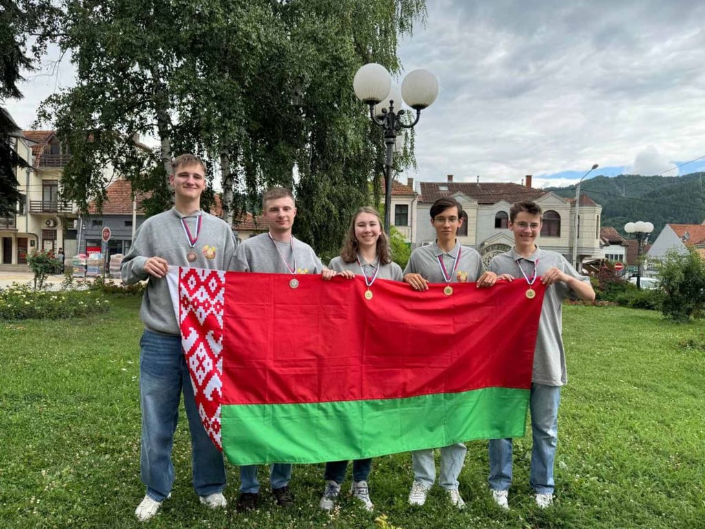 Учащийся гимназии №2 Бреста - абсолютный победитель Европейской географической олимпиады в Сербии