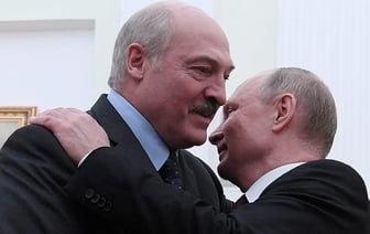 "Затратили же большие деньги на ее подготовку". Лукашенко попросил Путина отправить в космос еще одну белоруску