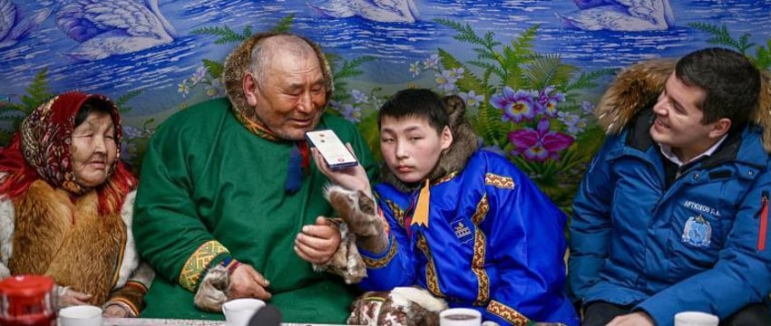 Лукашенко и Путин поздравили семью с Ямала с золотой свадьбой
