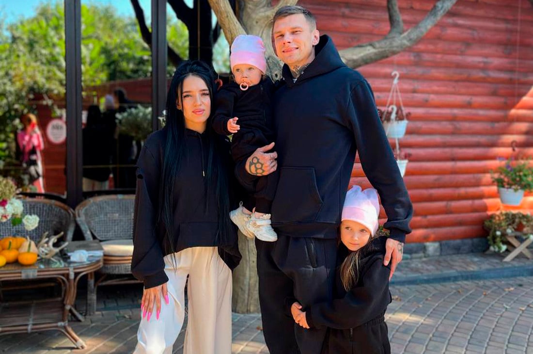 Пара из Бреста назвала сына Космосом