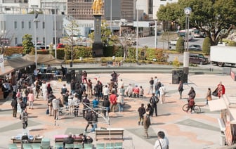 Цены на золото обновили рекорд накануне анонсированного Трампом "дня освобождения"