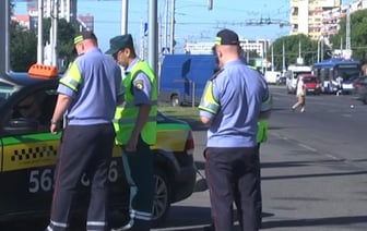 В Бресте проверили водителей такси