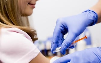 Белорусских девочек начнут прививать от ВПЧ-инфекции