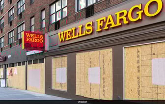 Сотрудник Wells Fargo умер за рабочим столом, тело оставалось незамеченным в течение четырех дней.