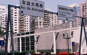 Власти Китая намерены повысить пошлины на импорт автомобилей