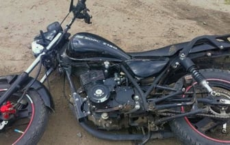 «Бесправный» мотоциклист и бесправник в Mercedes встретились в Столинском районе