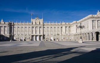 Правительство Испании согласилось сократить рабочую неделю