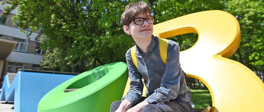 Счастливый студент с ДЦП из Гомеля