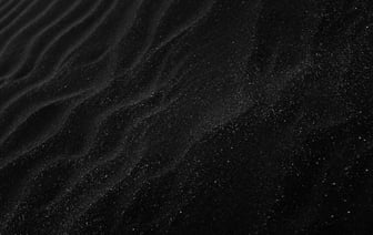 Автобус с людьми провалился под землю в Казахстане