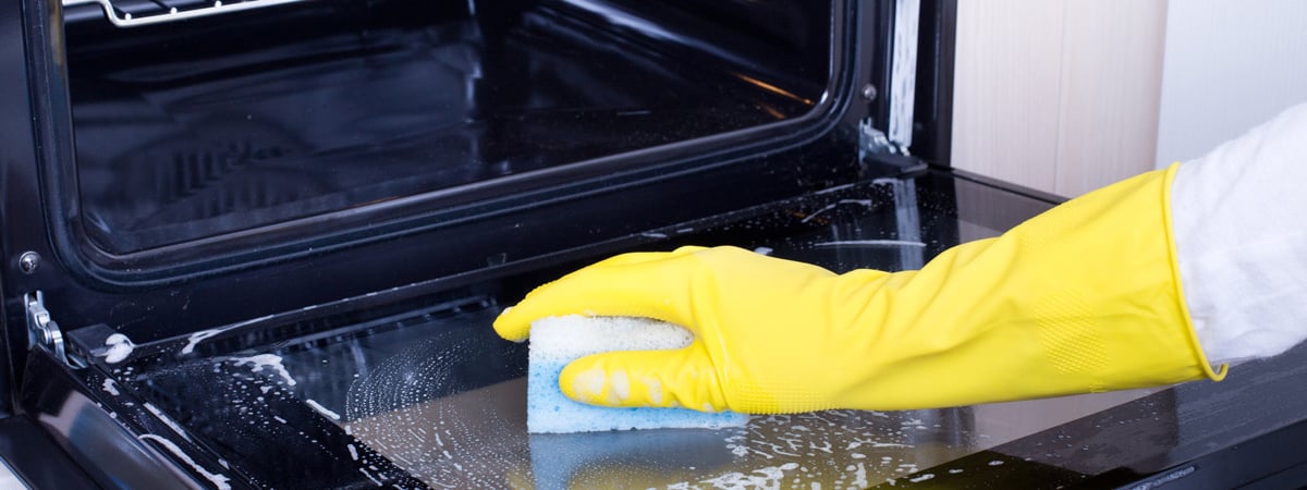 Как отмыть духовку от старого нагара без усилий? Эти 3 продукта заменят дорогую химию — Полезно