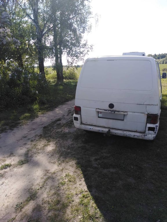 Жуткая трагедия в Минской области: дедушка наехал на годовалую внучку — девочка погибла