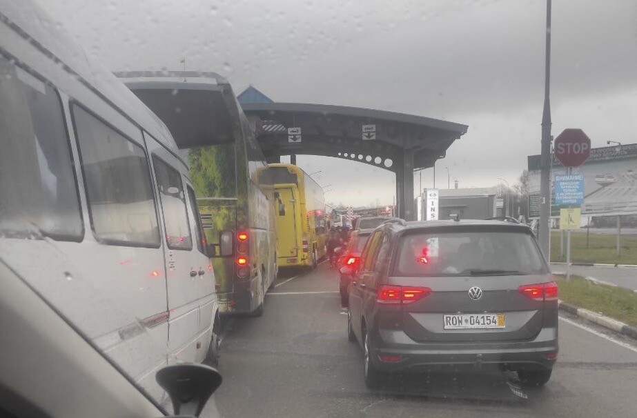 Что происходит на границе накануне новогодних праздников