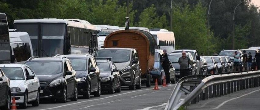 В очереди на выезд из Бреста в Польшу собралось 1245 легковушек