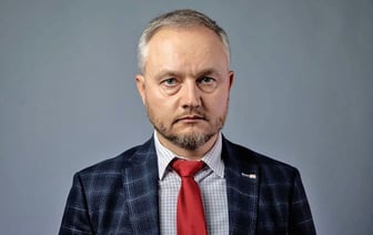 Азаров: Мы боремся не только с режимом — нас вынуждают отбиваться от своих