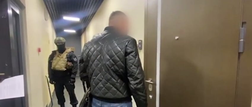 Блогера Лерчек и ее бывшего мужа задержали - видео