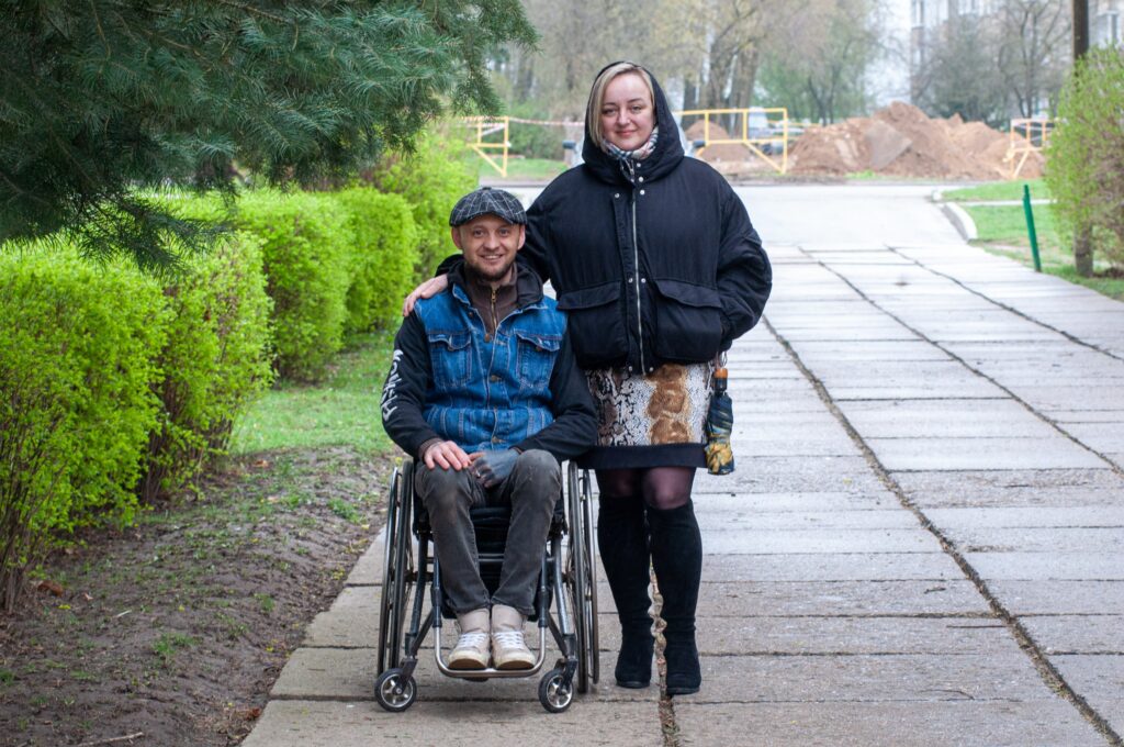 Невероятная история инвалида-колясочника из Беларуси и его жены