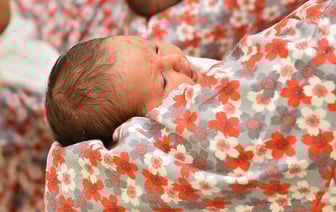 Каково рожать в День Независимости? Ответы мам из Гомеля