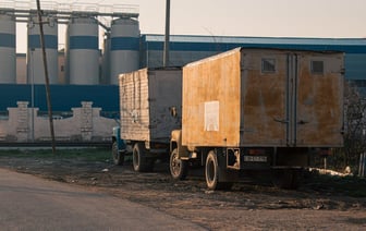 Арестованные в Украине белорусские грузовики продадут с аукциона