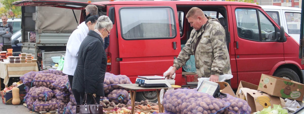 Сходят с ума по Королеве Анне — что продают и покупают на сельскохозяйственной ярмарке в Гродно