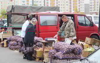 Сходят с ума по Королеве Анне — что продают и покупают на сельскохозяйственной ярмарке в Гродно