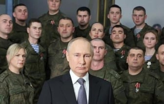 Путин поручил увеличить численность Вооруженных сил России