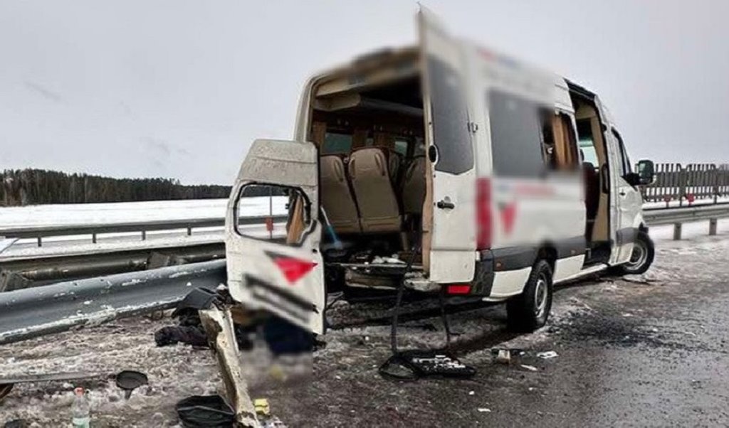 Маршрутка была на «лысой» резине. Подробности аварии в Березинском районе