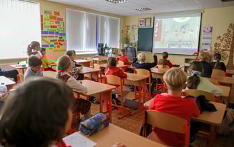 «Дети растут разделенными» – Министр образования Литвы предложил закрыть русские школы