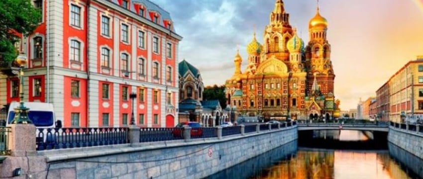 С завтрашнего дня Санкт-Петербург станет платным для туристов