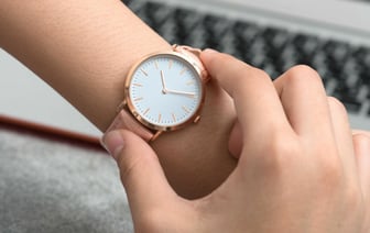 Сколько цифр на часах со стрелками? Это вопрос сбивает с толку многих взрослых