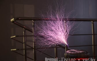 Молнии и свет от прикосновения — в Гродно пройдет Тесла-шоу