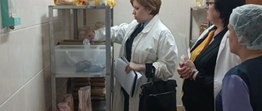 Выявление нарушений в организации питания детей в школах