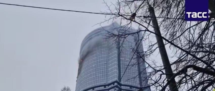 Украинские беспилотники врезались в жилые дома в Казани