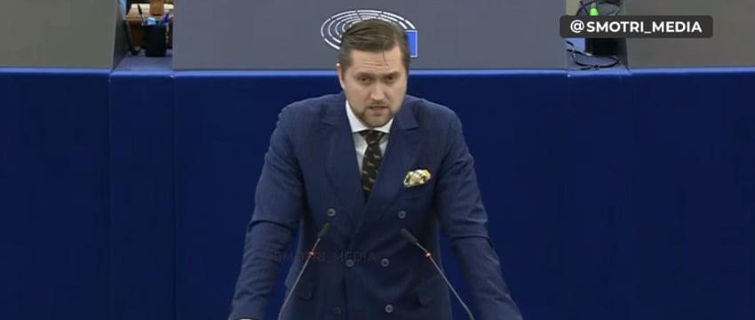 Депутат Европарламента предложил возвращать в Украину мужчин, бежавших, как трусы