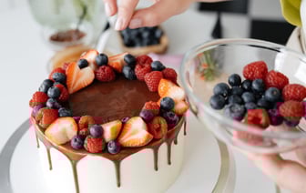 В 3 раза дешевле. Нашли, где в Беларуси голубику продают за 20 рублей вместо 60 — Видео