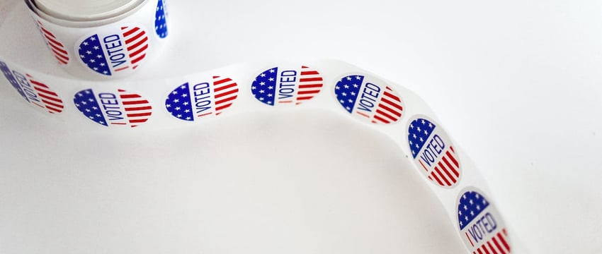 За наклейку в квартире жителя Лиды оштрафовали на 1850 рублей