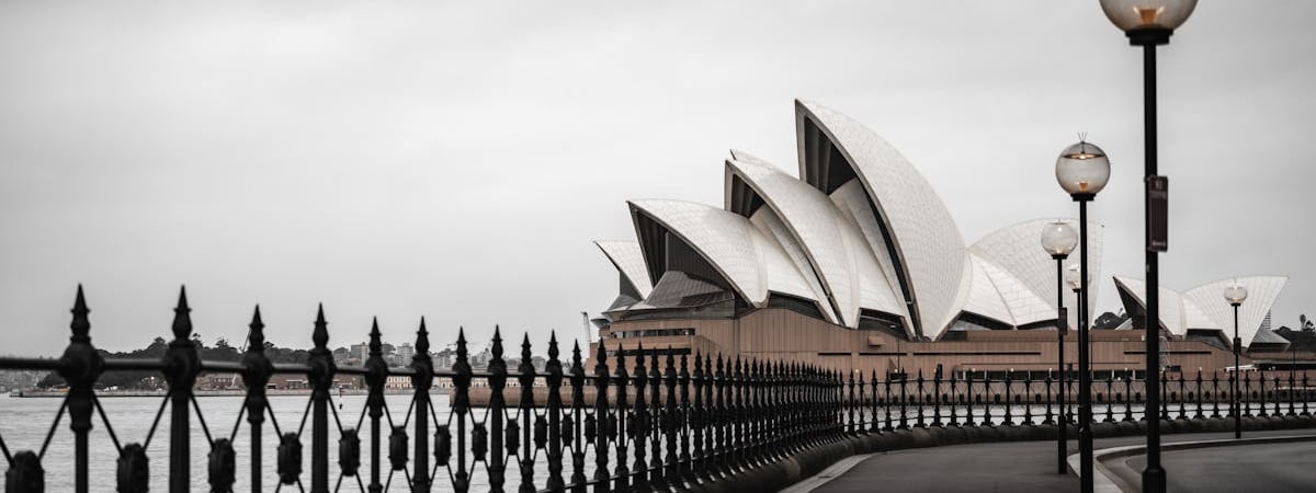 В Молдове проходят обыски по факту мошенничества с криптобиржей