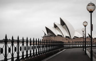 В Молдове проходят обыски по факту мошенничества с криптобиржей