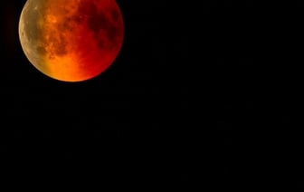 8 апреля Землю ждет эпичное солнечное затмение. Оно продлится дольше 4 минут