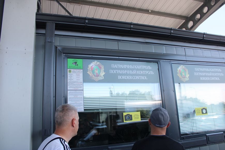 «Непросто, но интересно». Пограничники рассказали о службе в пункте пропуска «Брест»