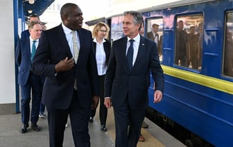 «Критический момент для Украины» — Госсекретарь США Блинкен и глава МИД Великобритании Лэмми приехали в Киев